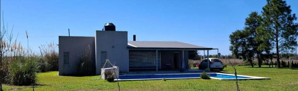 [VENTA] Casa Quinta Moderna en Solares Norte - Oliveros