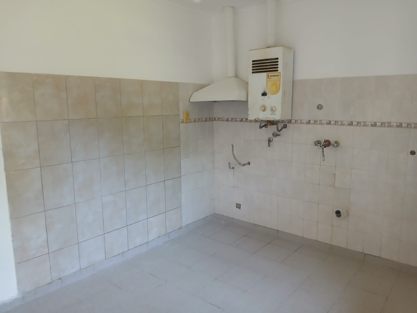 Hermosa Casita a 20m de Av Luján - imagen 9