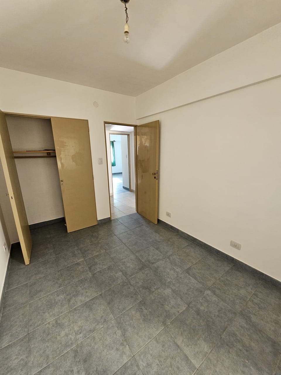 DEPARTAMENTO LUMIMOSO, ACOGEDOR, REFACCIONADO ¡LISTO PARA HABITARSE! - imagen 14