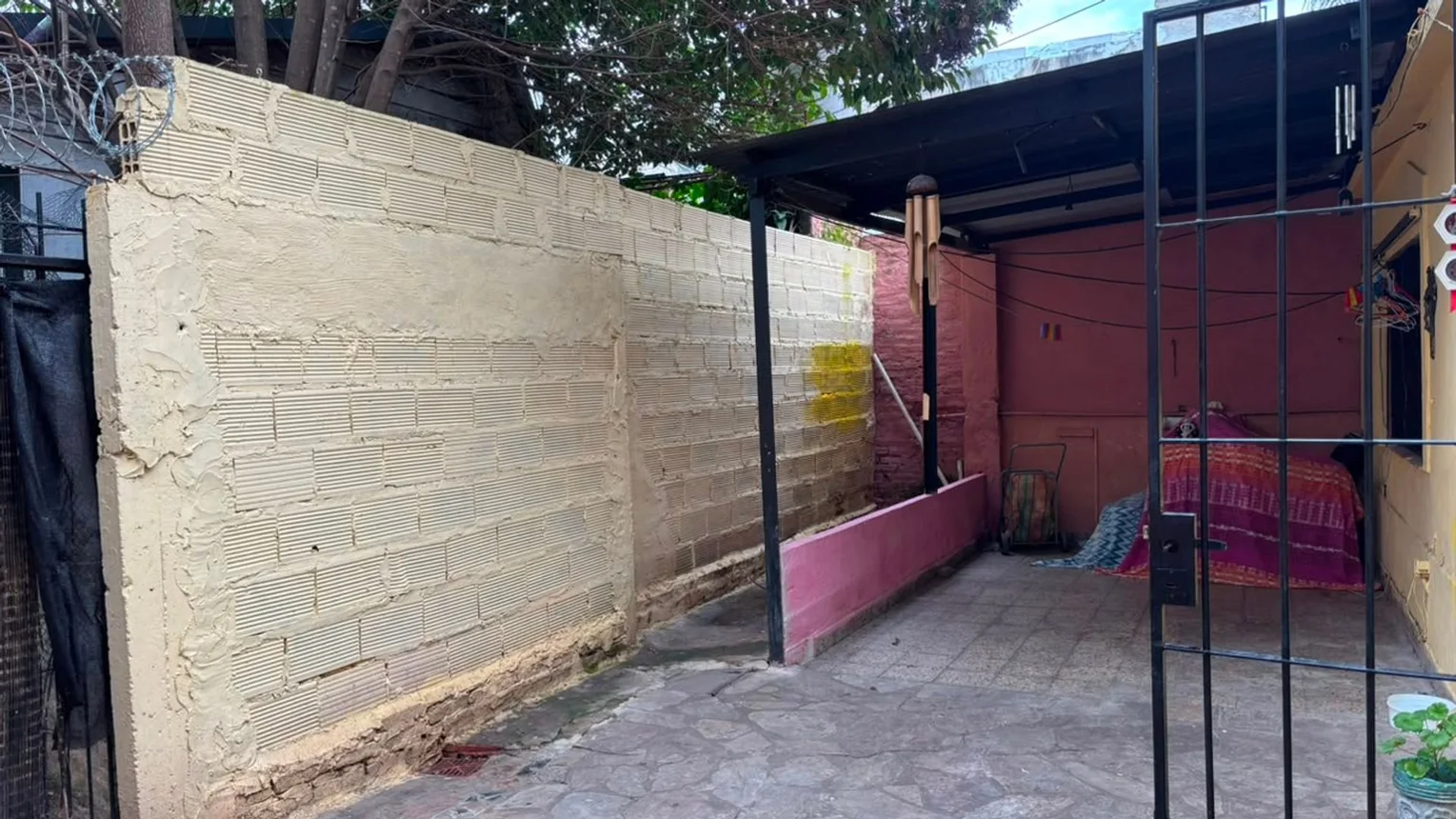DUEÑA VENDE 2 PH 5 AMB. MULTIFAMILIAR INVERSOR EN MUNRO - imagen 2