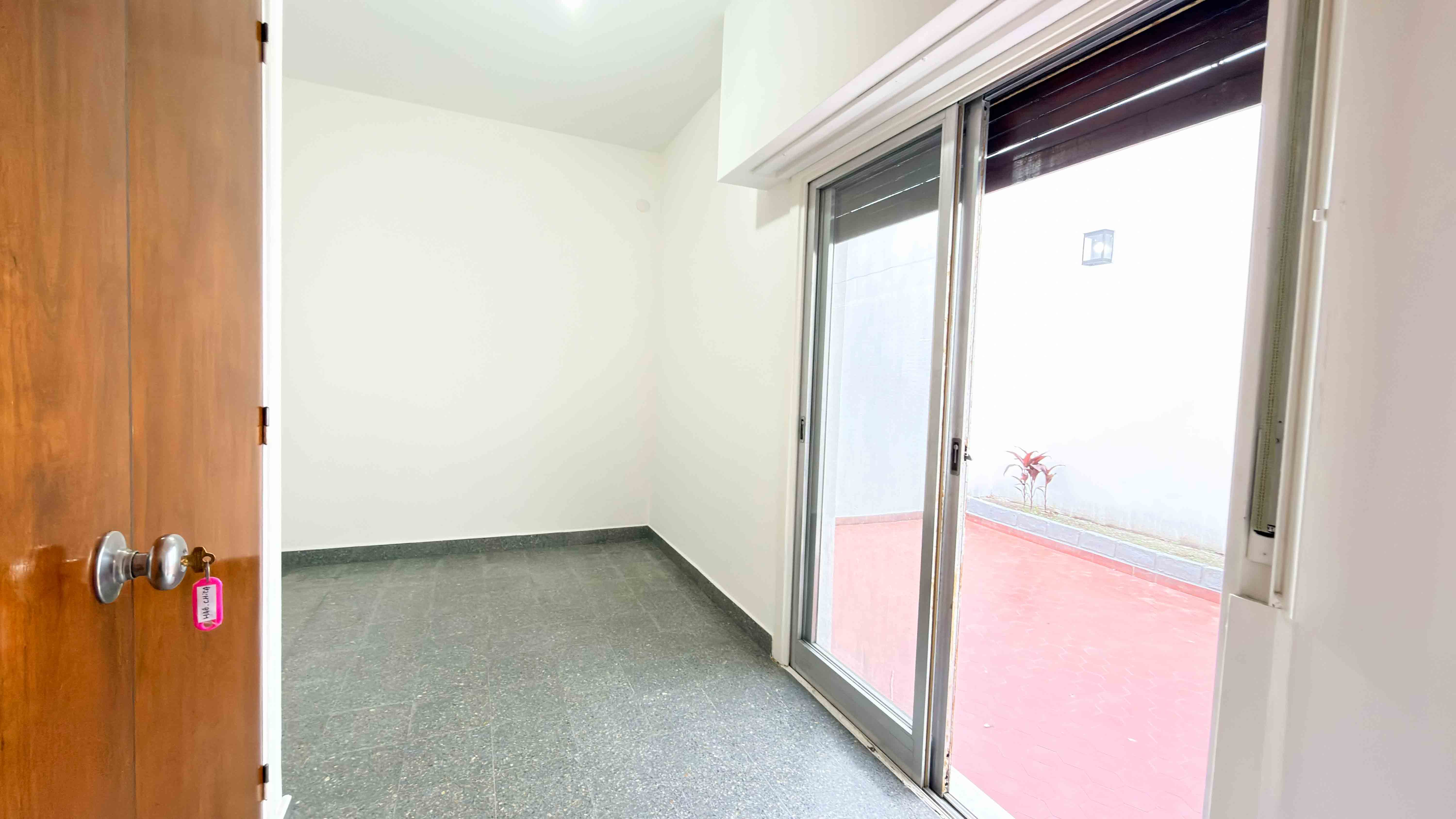 CASA EN LOTE PROPIO | 3 AMBIENTES | COCHERA ? | PATIO ? | GRAN TERRAZA - imagen 10