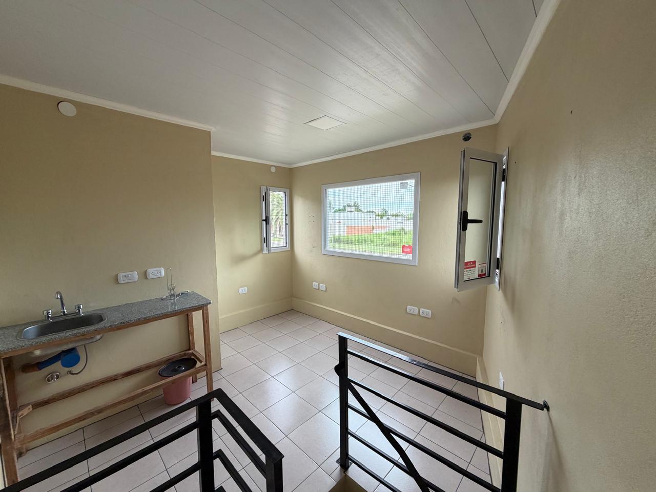 Alquiler galpón industrial 288 m² con oficina y portón para camiones – Baradero - imagen 7