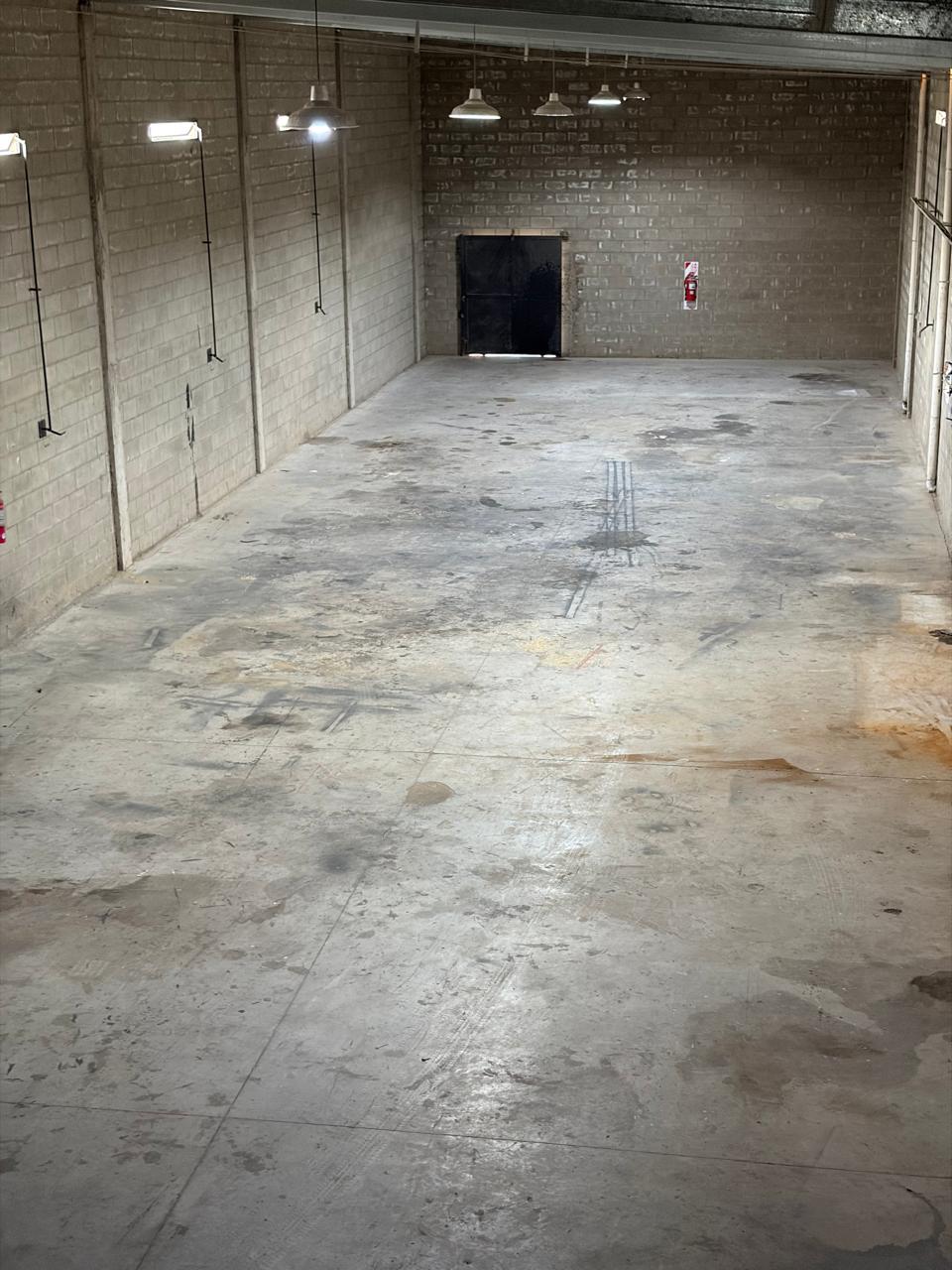 Alquiler galpón industrial 288 m² con oficina y portón para camiones – Baradero - imagen 10