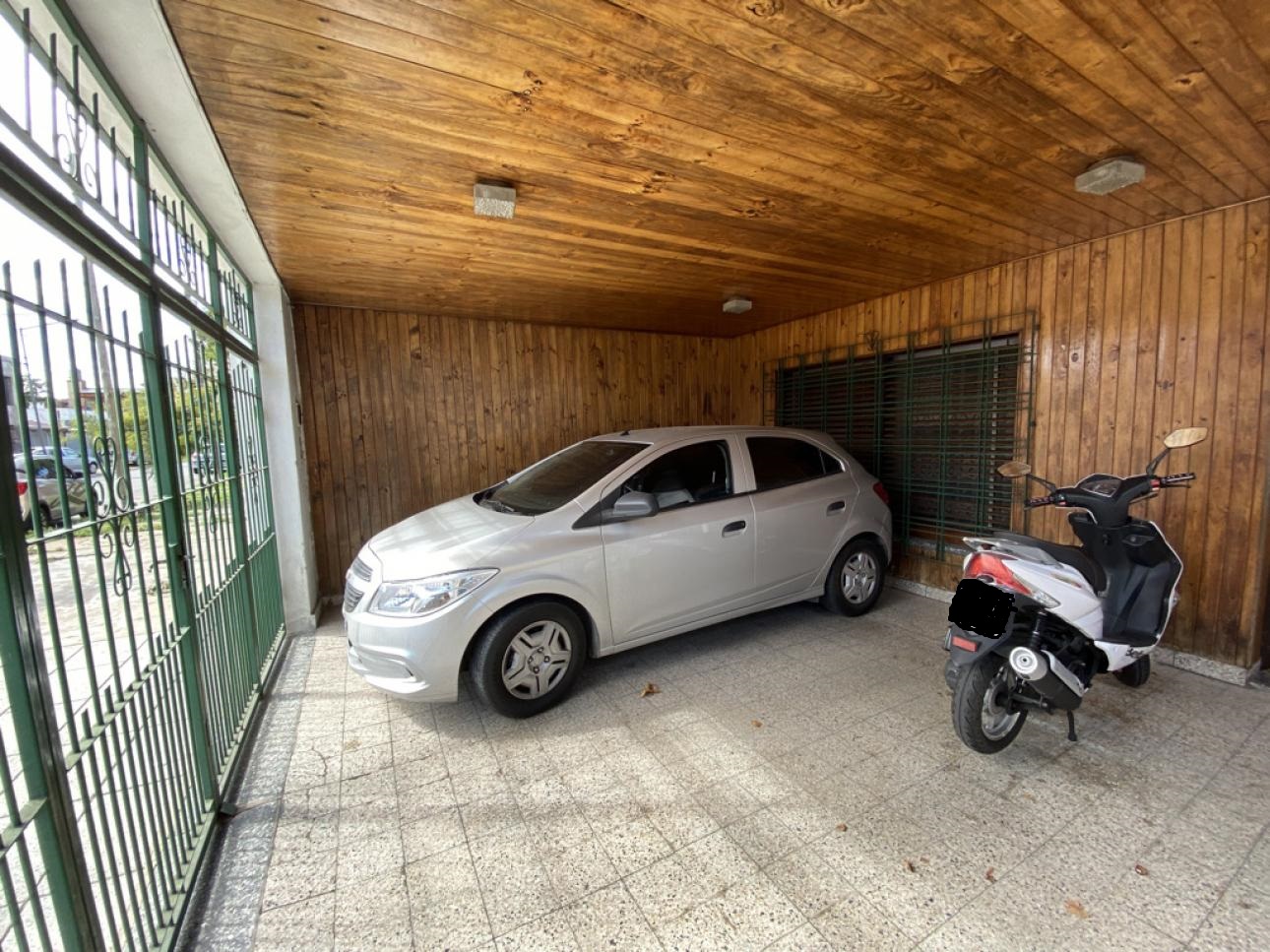 CASA EN PH DE 3 AMB. CON FONDO Y GARAGE EN VILLA BALLESTER - imagen 4